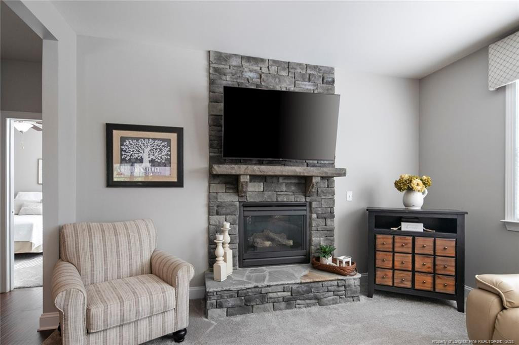 1400 Vergeland Drive Property Photo 18