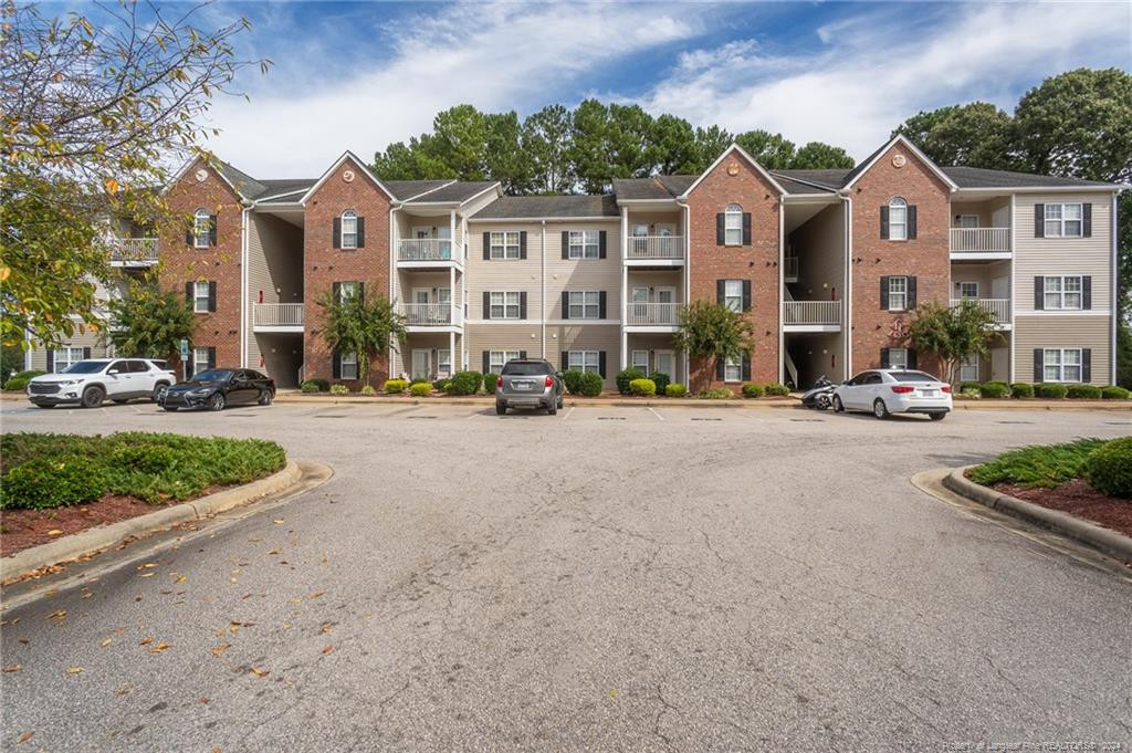 635-305 Marshtree Lane # 305 Property Photo 1
