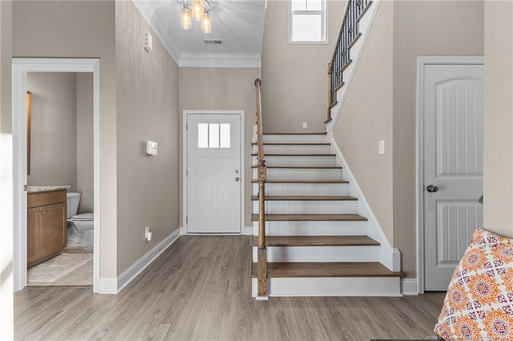 5221 Thruway Road Property Photo 3