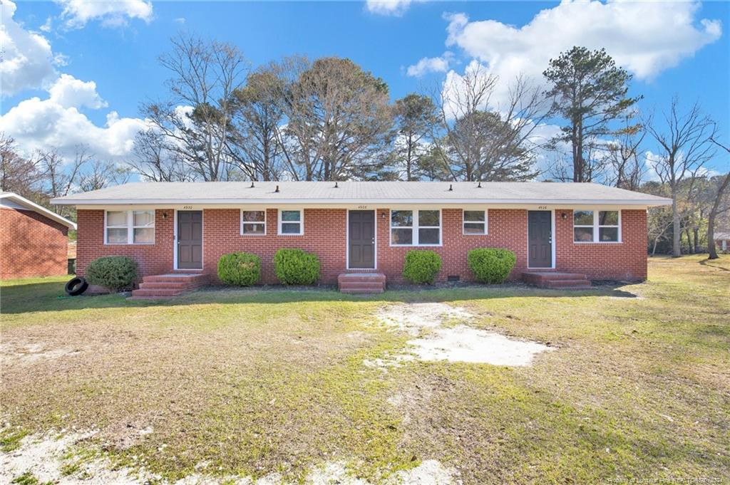 4932/4926 Galveston Drive Property Photo 1