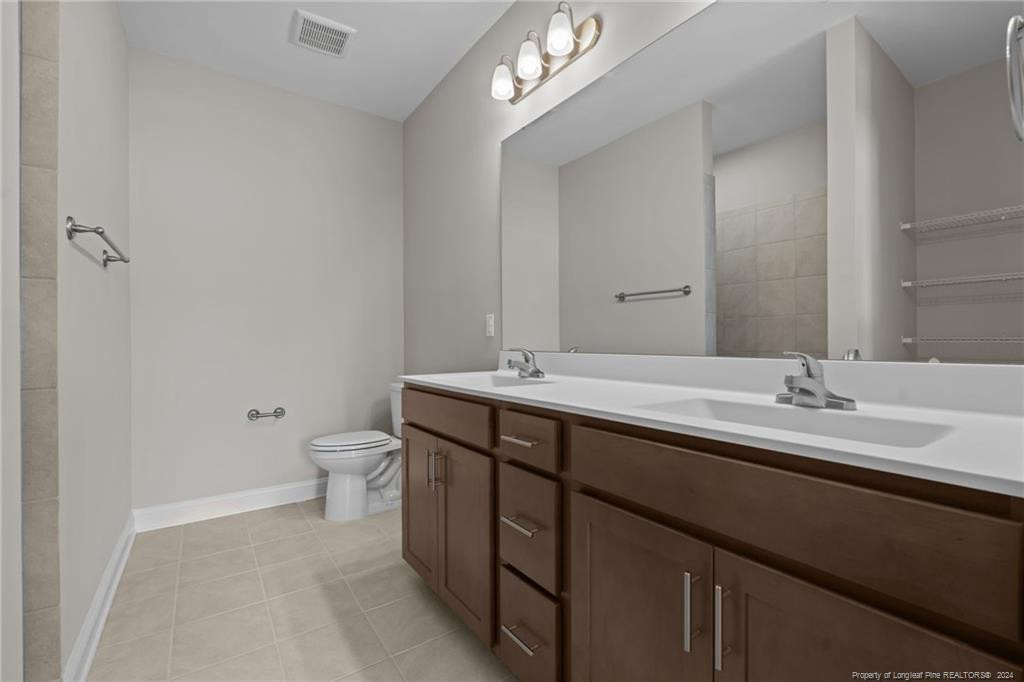 260 Gallery Drive # 203 Property Photo 14