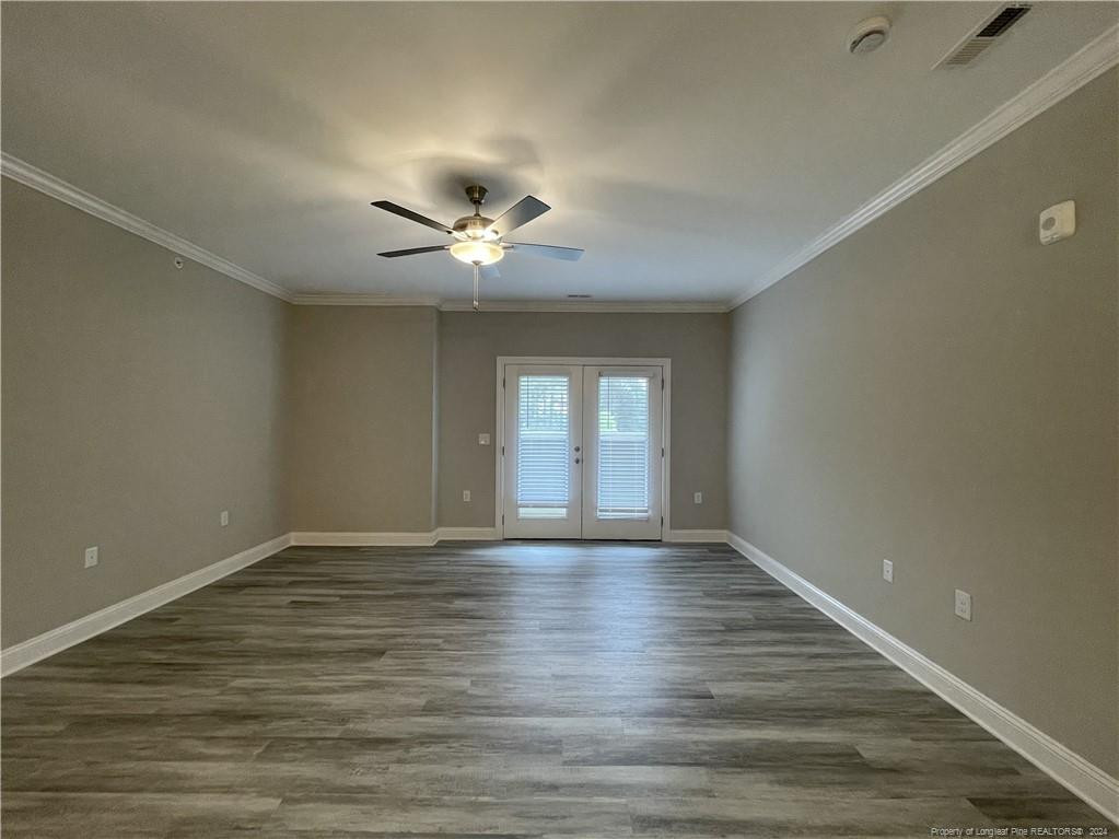 240 Gallery Drive # 304 Property Photo 6