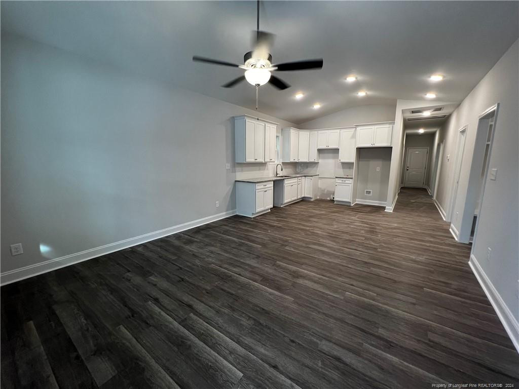 413 Wooley Street Property Photo 2