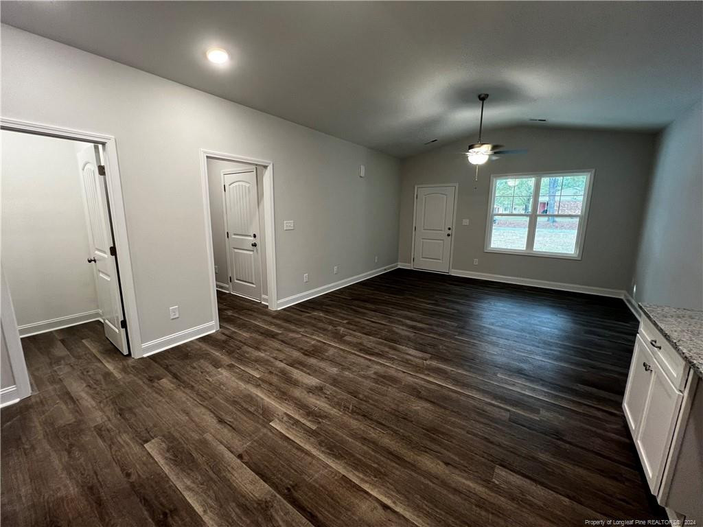 413 Wooley Street Property Photo 3