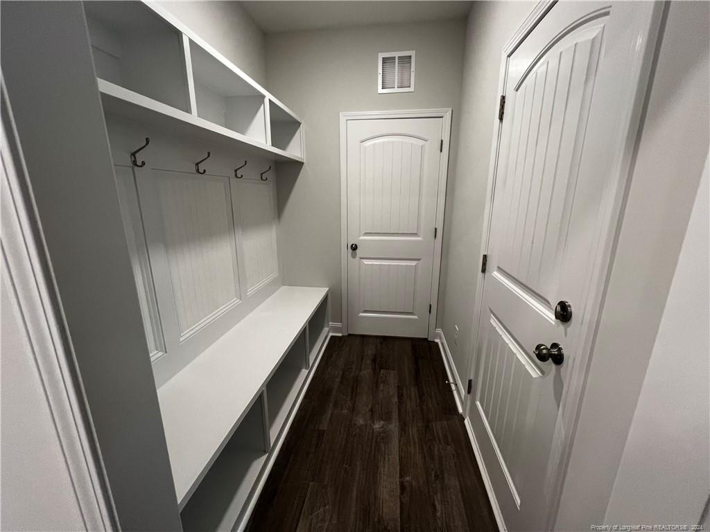413 Wooley Street Property Photo 4