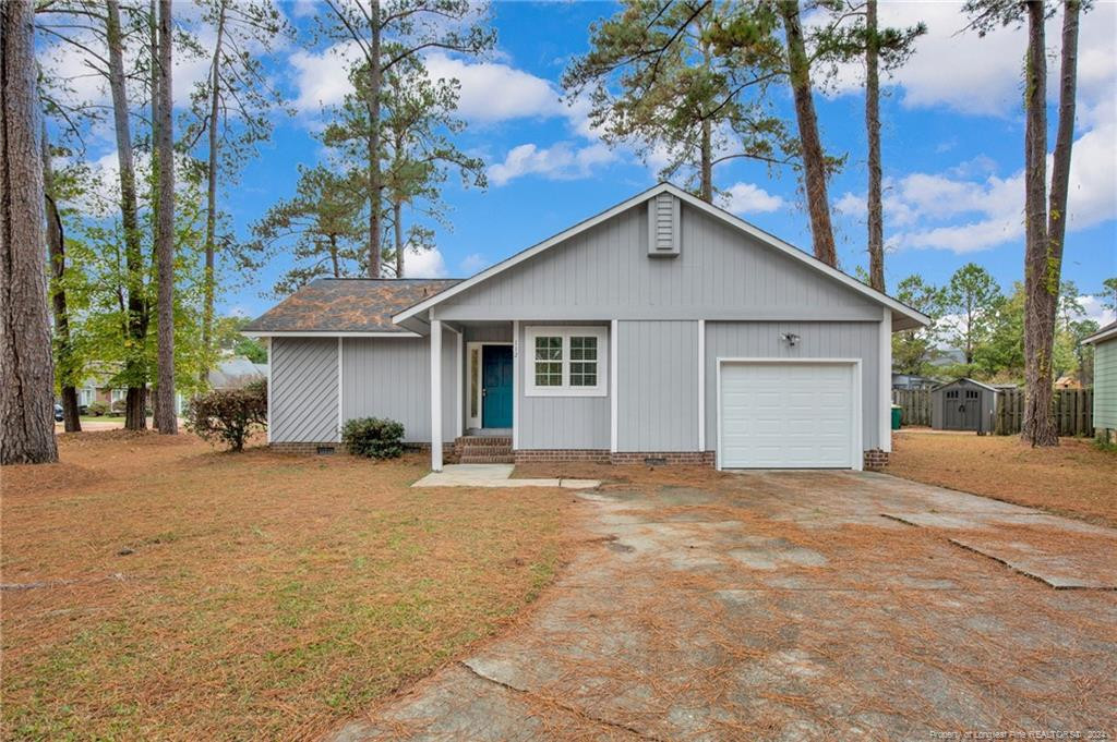 112 Carol Circle Property Photo 1