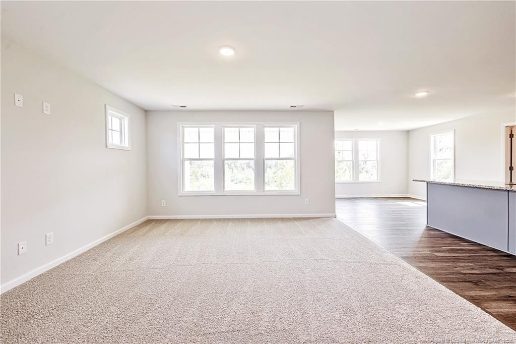 2121 Purebred Circle Property Photo 6