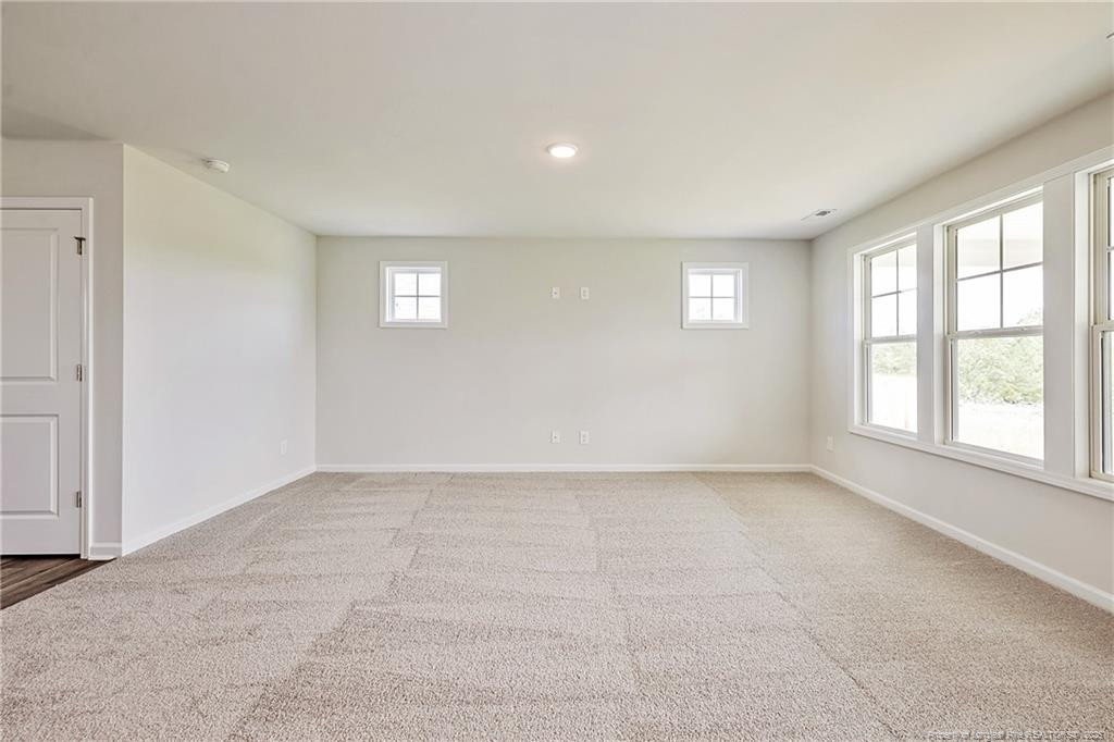 2121 Purebred Circle Property Photo 7