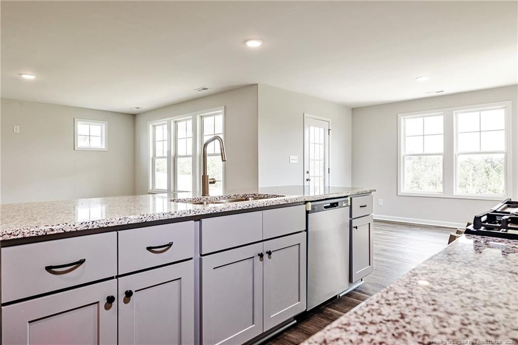 2121 Purebred Circle Property Photo 14
