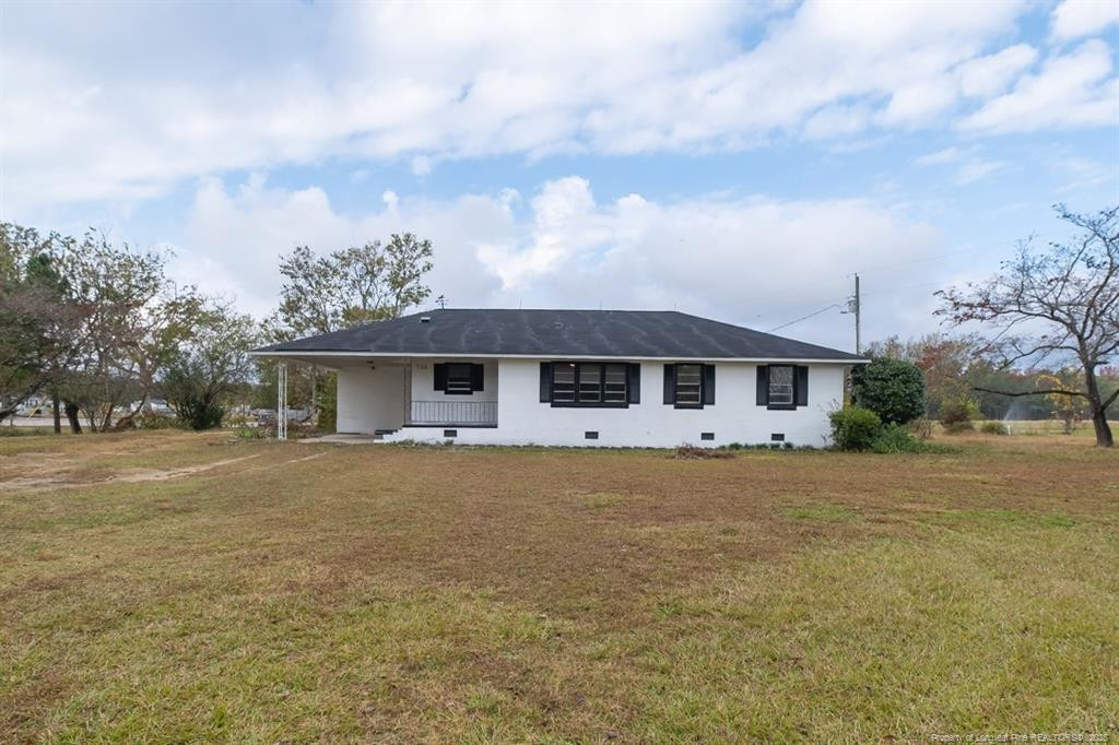 736 Tobermory Road Property Photo 1