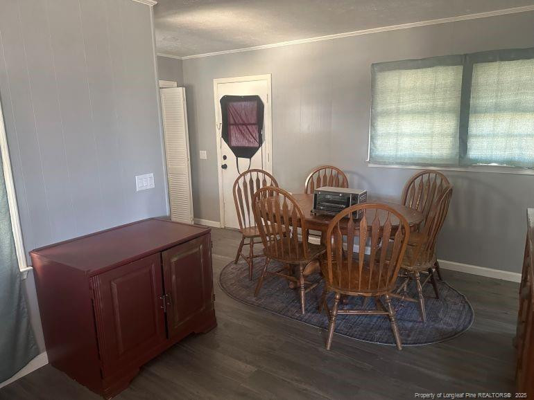736 Tobermory Road Property Photo 5
