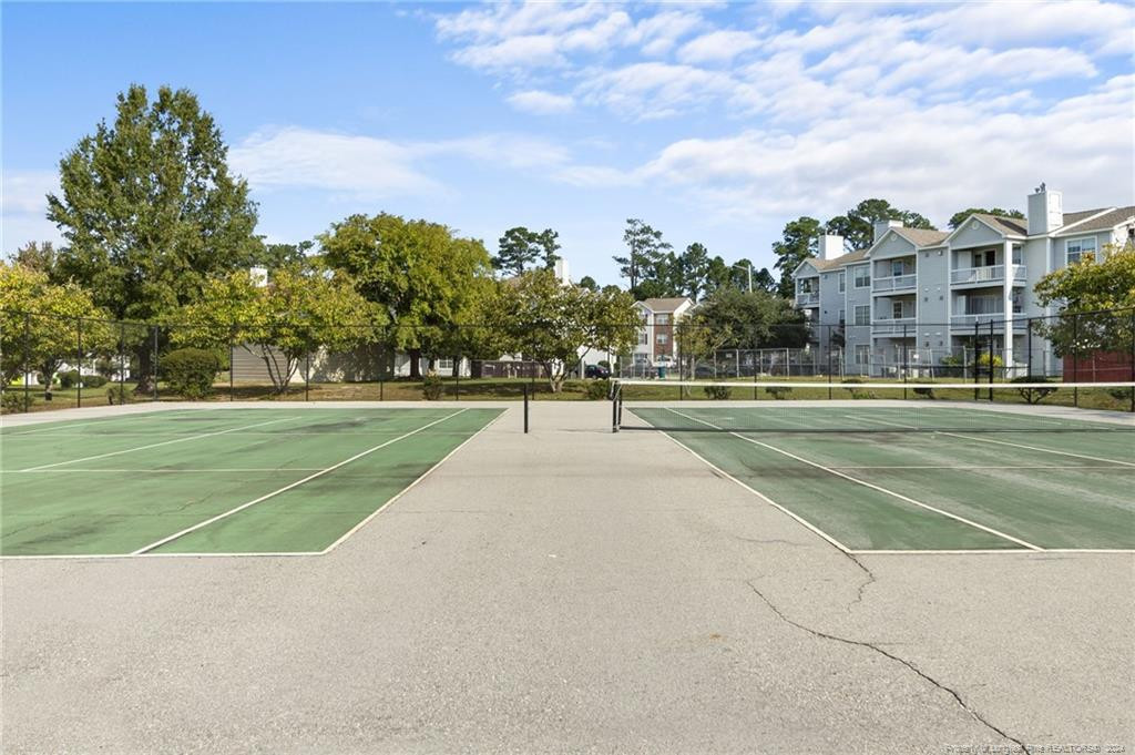 209 Waterdown Drive # 6 Property Photo 30