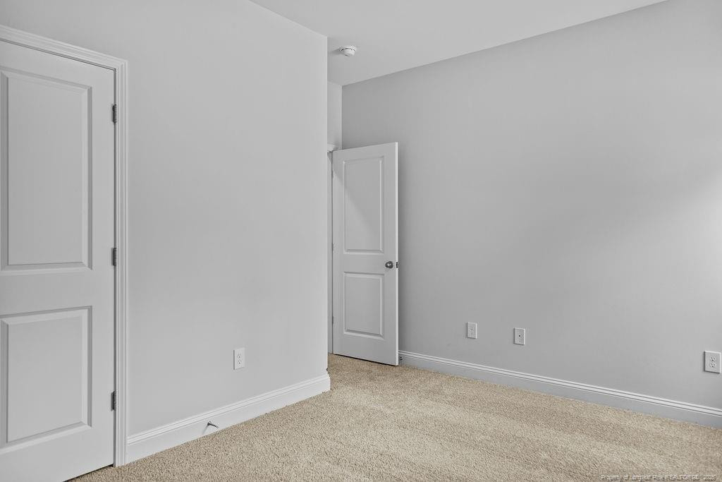 233 Godwin Gate (lot 6) Street Property Photo 19