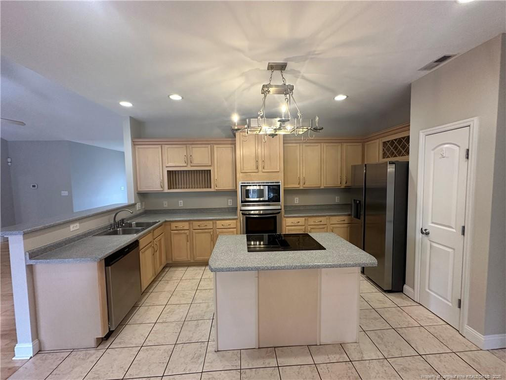 3907 Gaithersburg Lane Property Photo 13