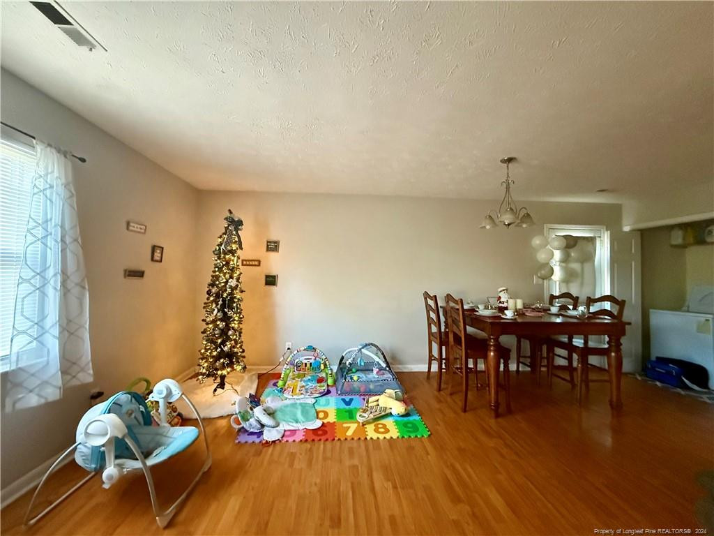 7213 Reedy Creek Drive Property Photo 5