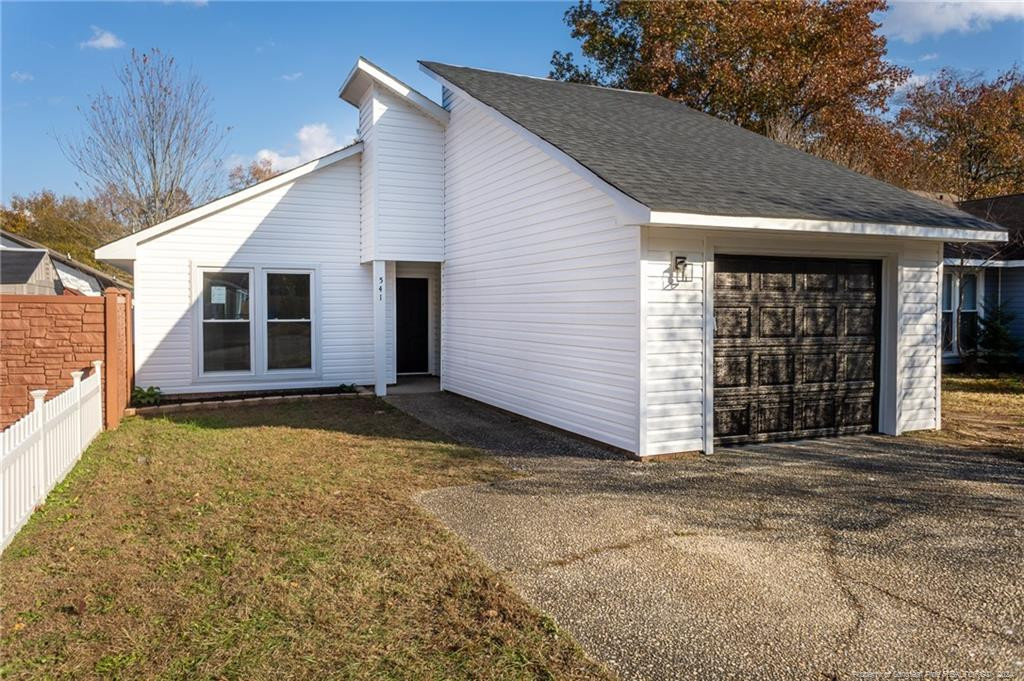 541 Hickorywood Drive Property Photo 1