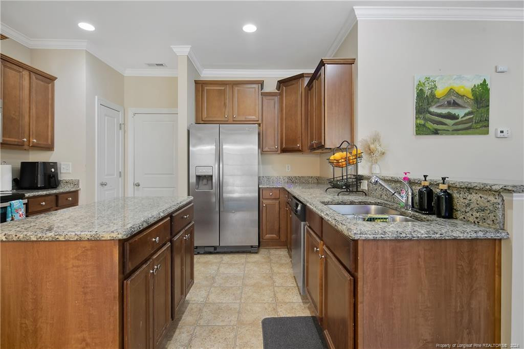 1033 Bombay Drive Property Photo 15
