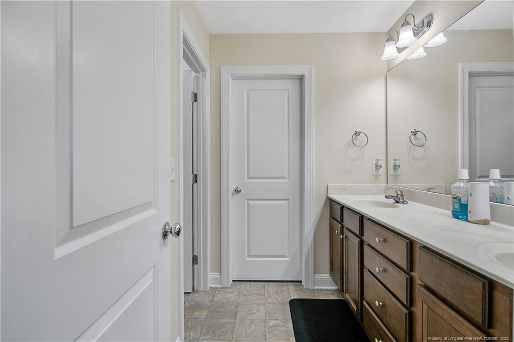 1033 Bombay Drive Property Photo 26