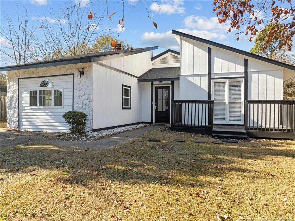 5814 Valhalla Court Property Photo 3