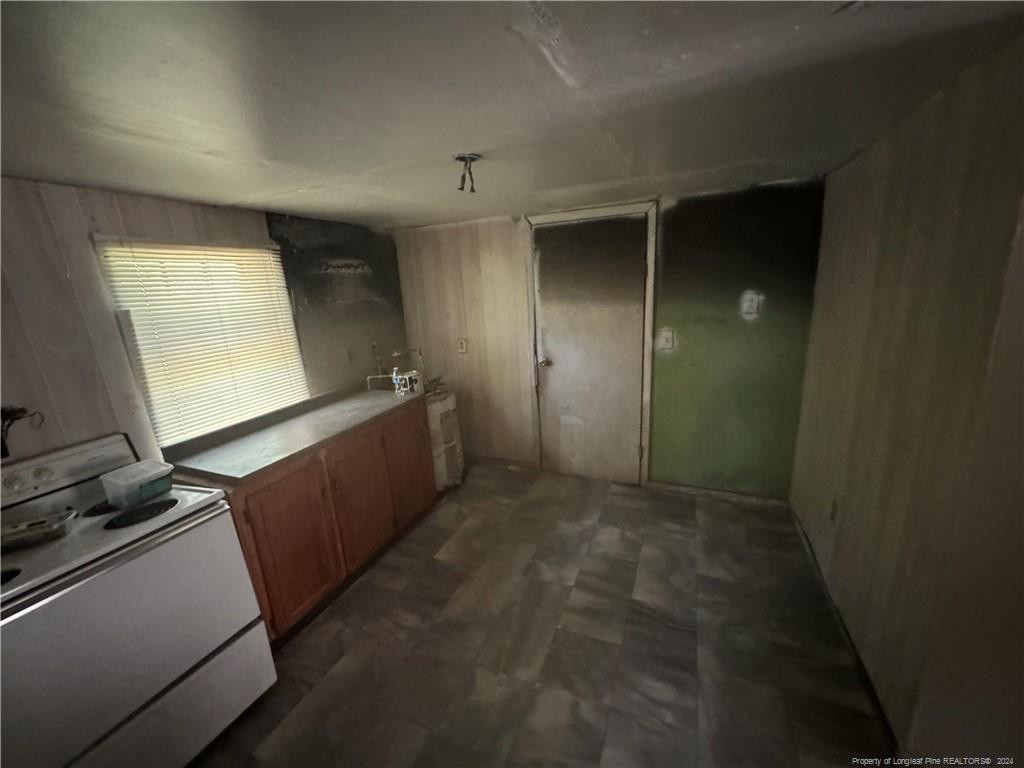 421 Stevens Street Property Photo 8