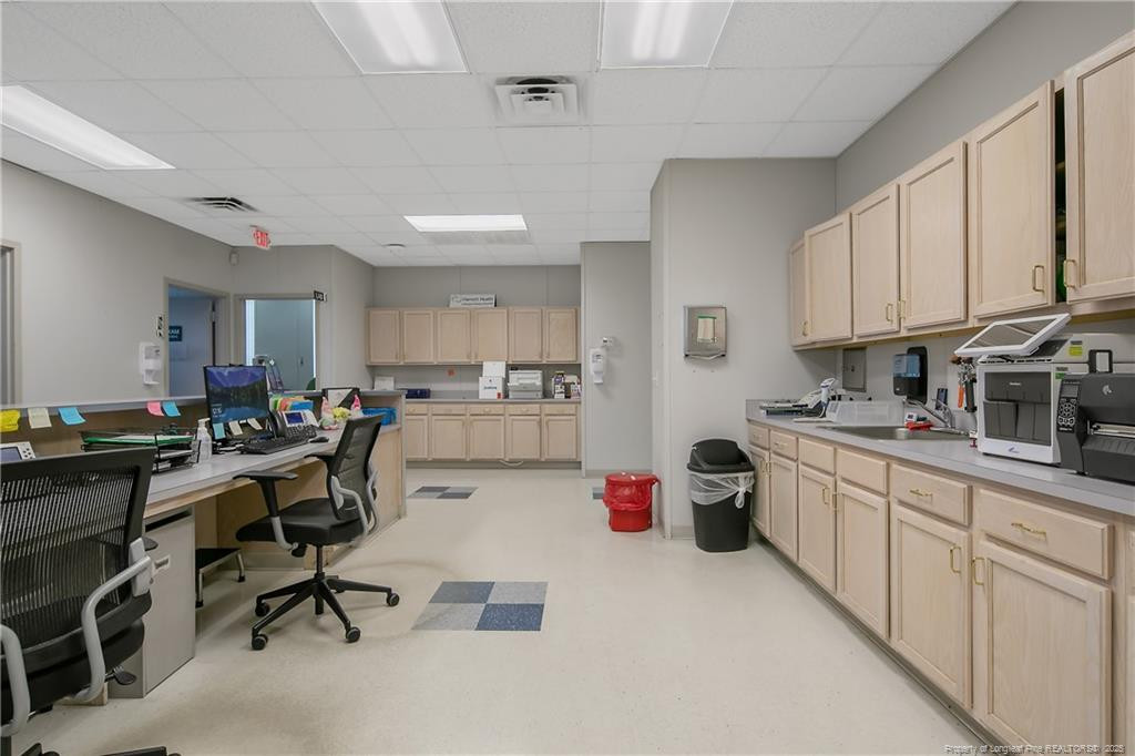 7 E Duncan Street Property Photo 22