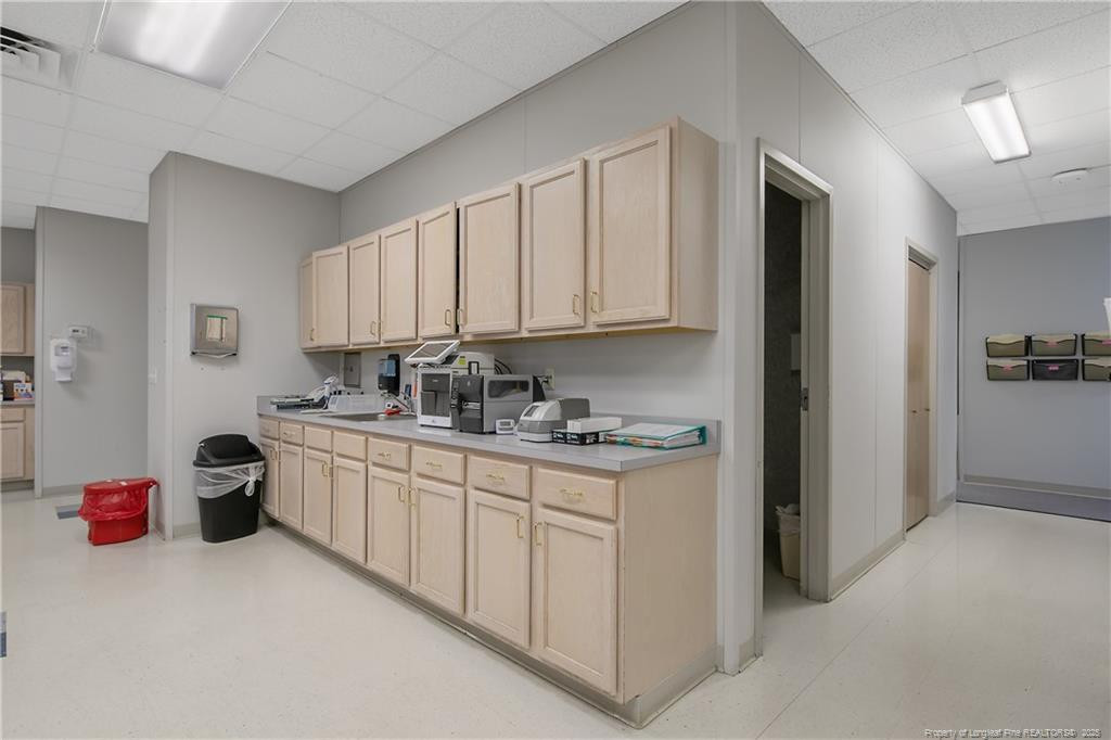7 E Duncan Street Property Photo 23