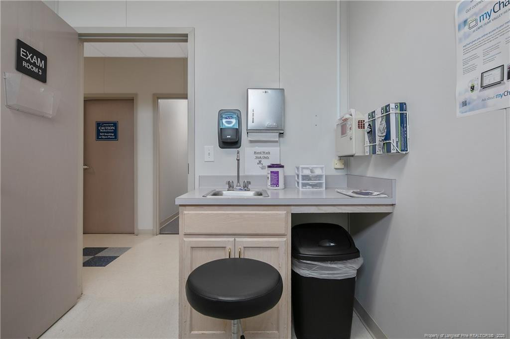 7 E Duncan Street Property Photo 32