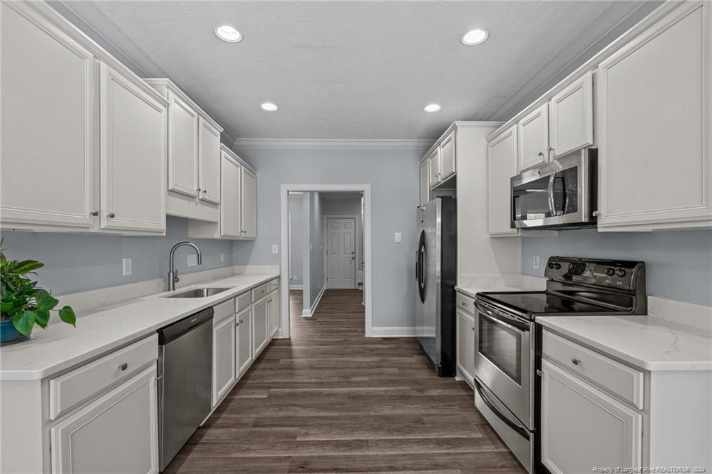76 Barons Run W Property Photo 24