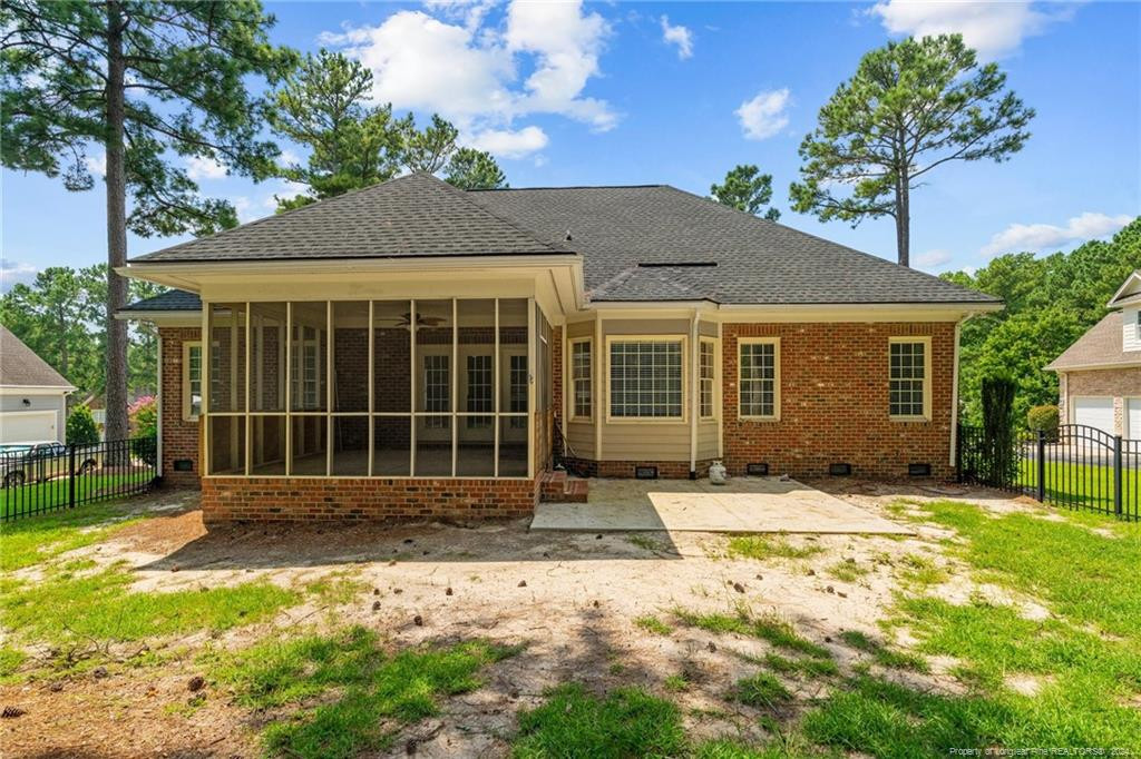76 Barons Run W Property Photo 44