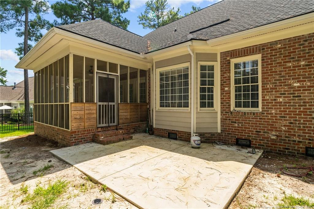 76 Barons Run W Property Photo 46