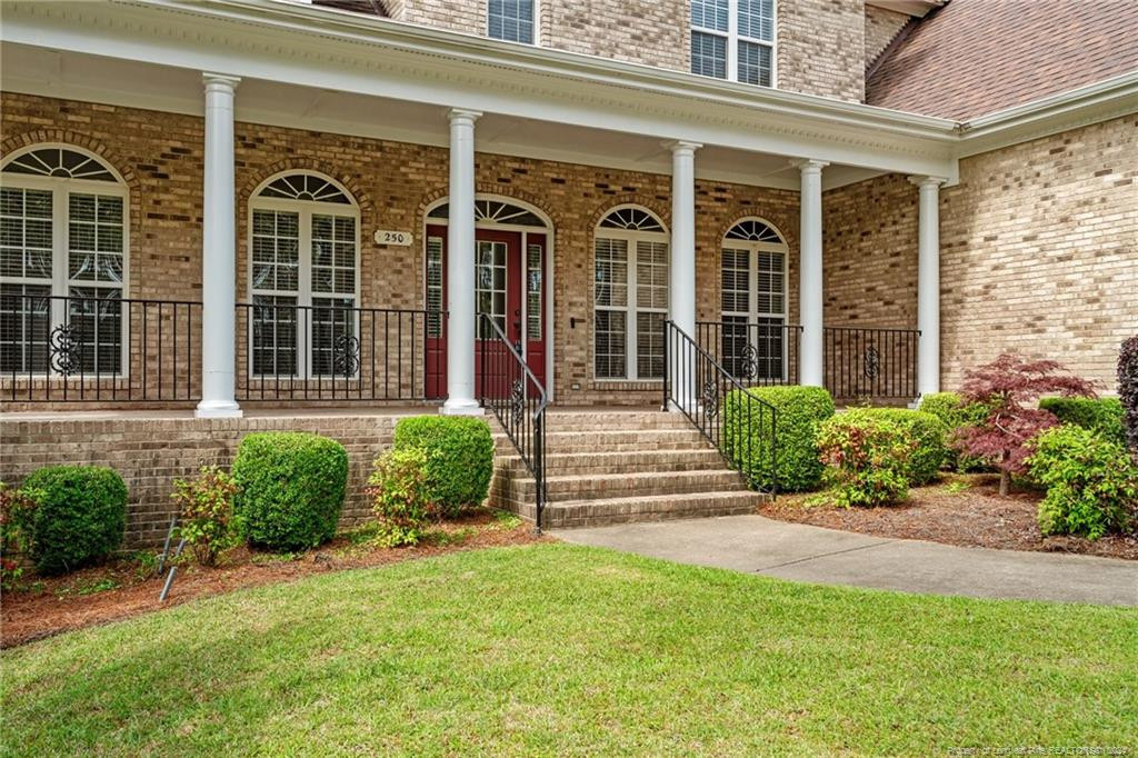 250 The Inner Circle Property Photo 4