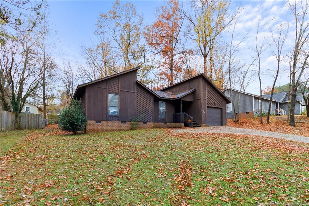 5811 Waters Edge Drive Property Photo 2