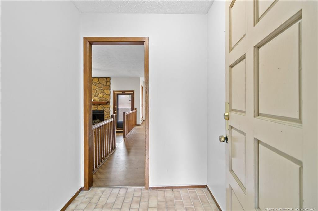 5811 Waters Edge Drive Property Photo 6
