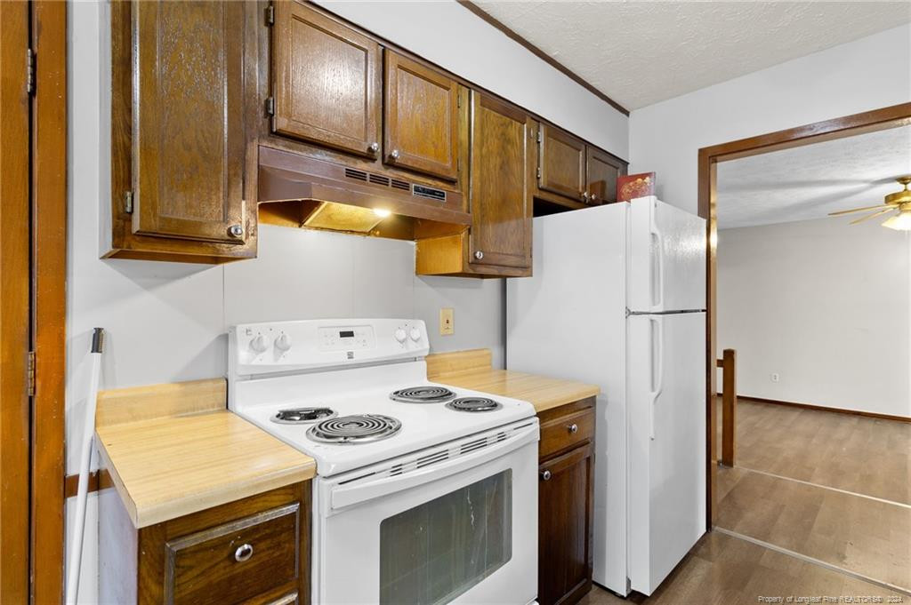 5811 Waters Edge Drive Property Photo 14
