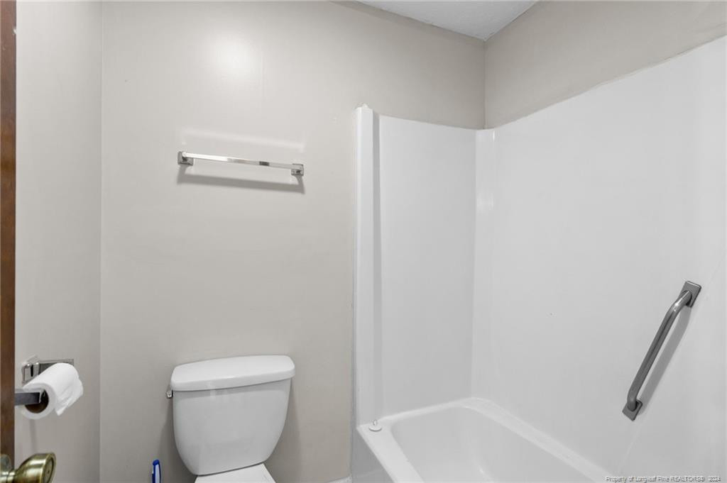 5811 Waters Edge Drive Property Photo 20