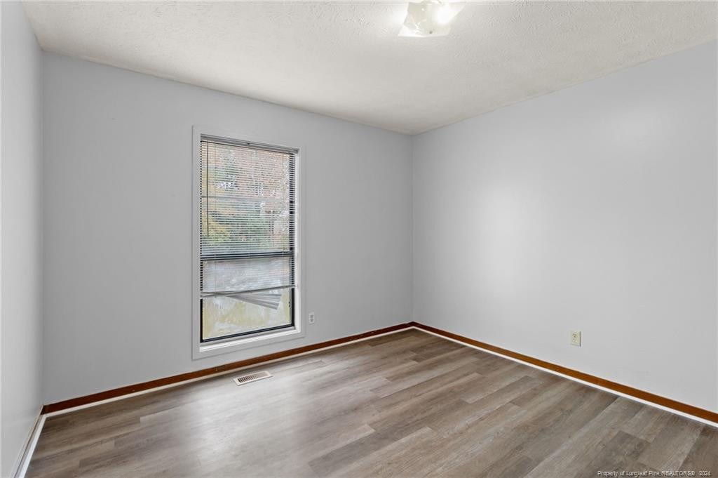 5811 Waters Edge Drive Property Photo 22