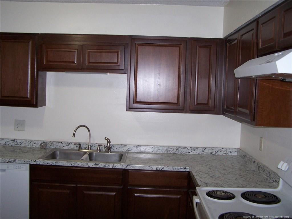 583 Winding Creek Road # H Property Photo 2