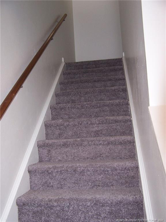 583 Winding Creek Road # H Property Photo 15