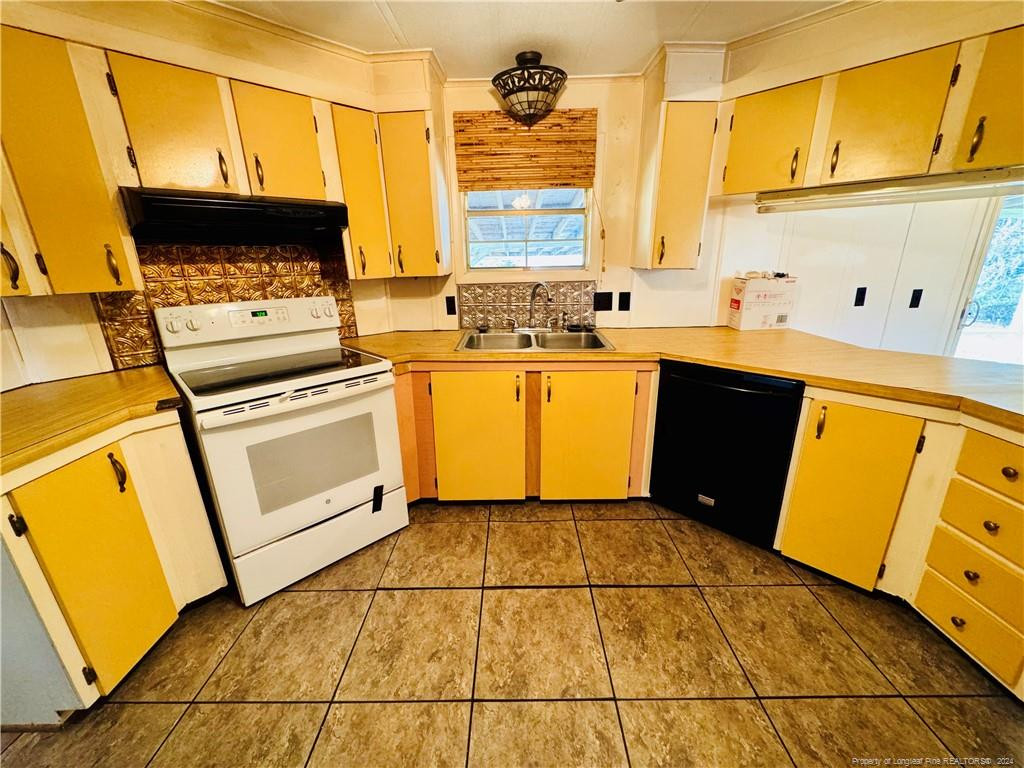 727 Rice Road Property Photo 12