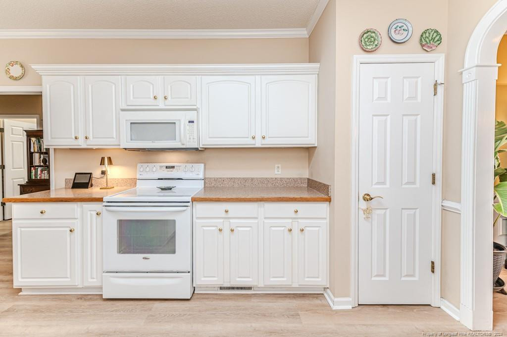 545 Adcock Road Property Photo 20