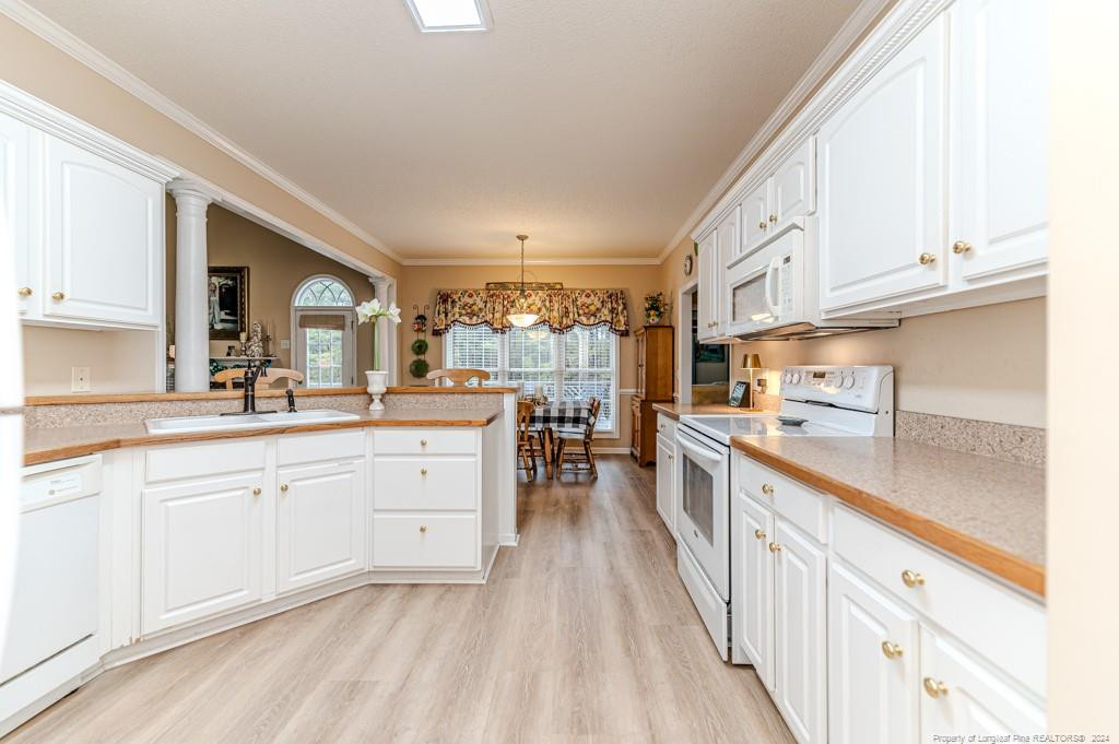 545 Adcock Road Property Photo 22