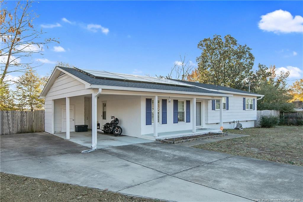7253 Godfrey Drive Property Photo 3