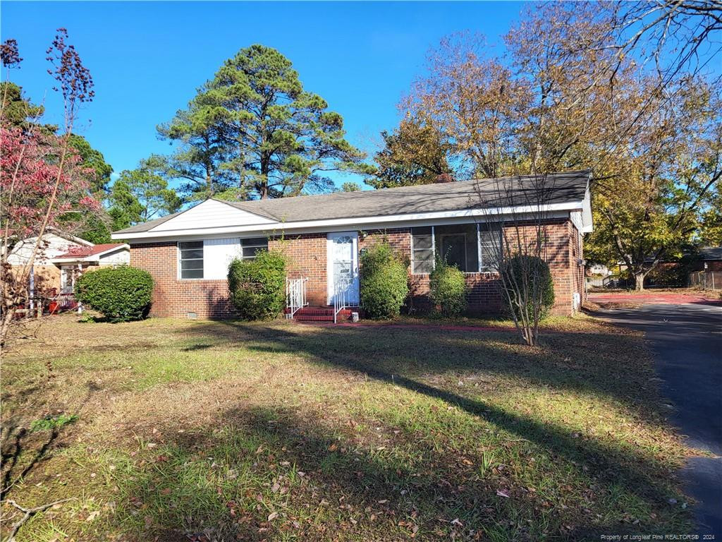6415 Applecross Avenue Property Photo 1