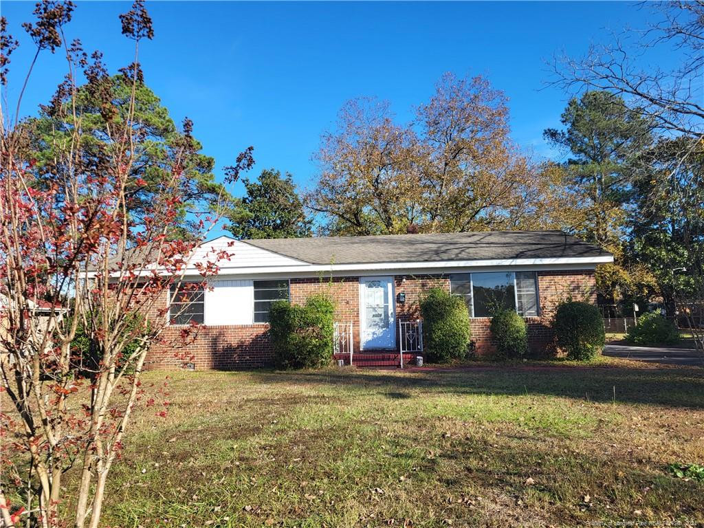 6415 Applecross Avenue Property Photo 2