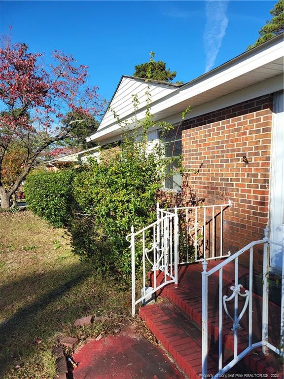 6415 Applecross Avenue Property Photo 9