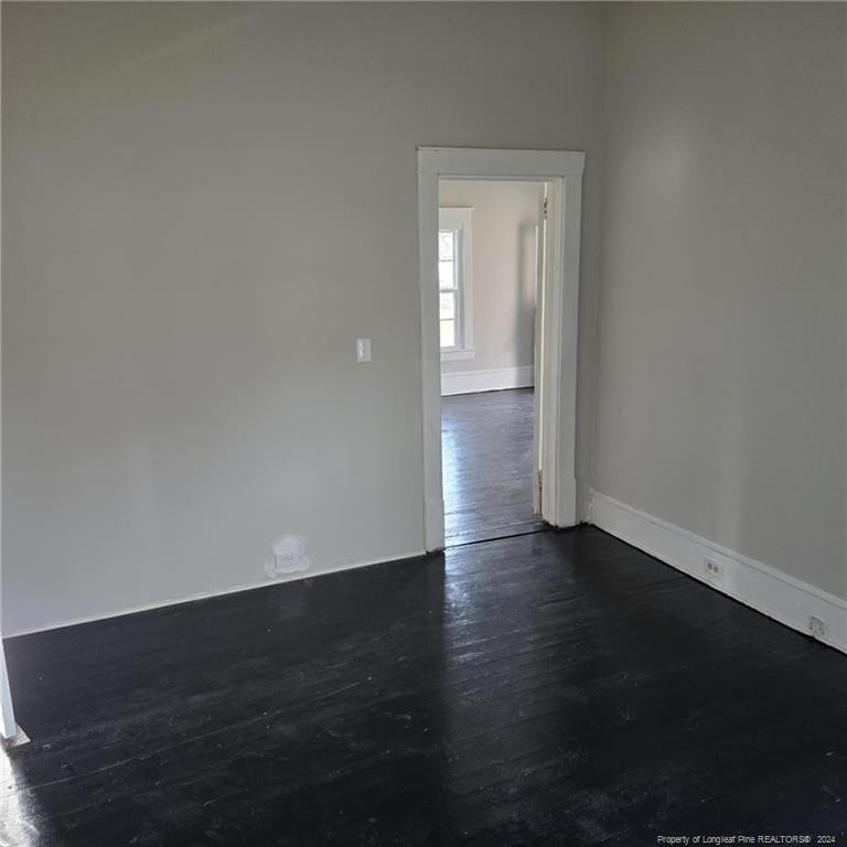223 E Vance Street Property Photo 5