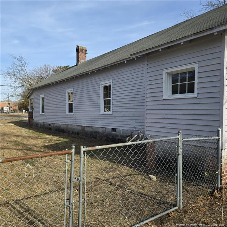 223 E Vance Street Property Photo 13