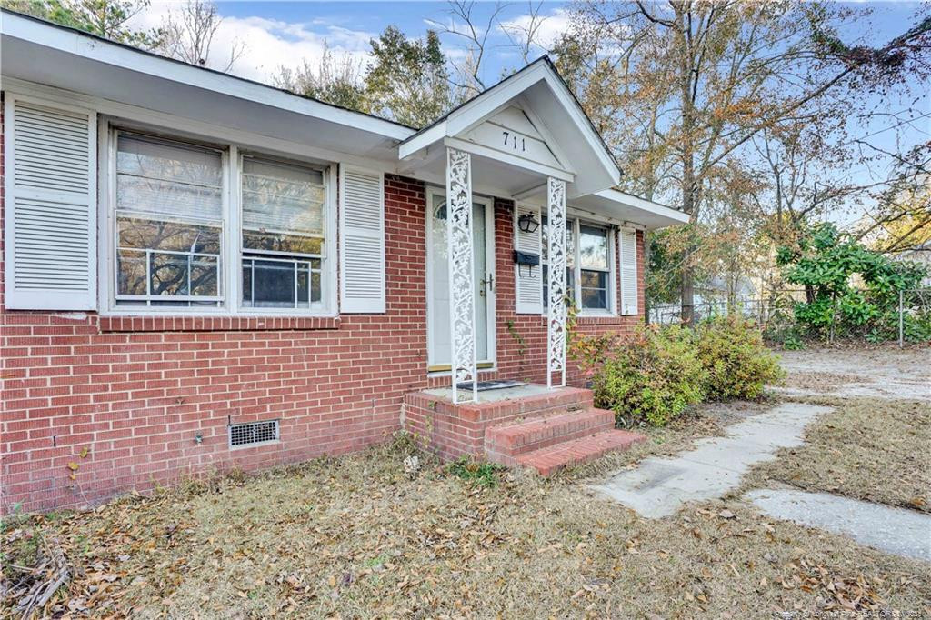 711 Walnut Street Property Photo 4