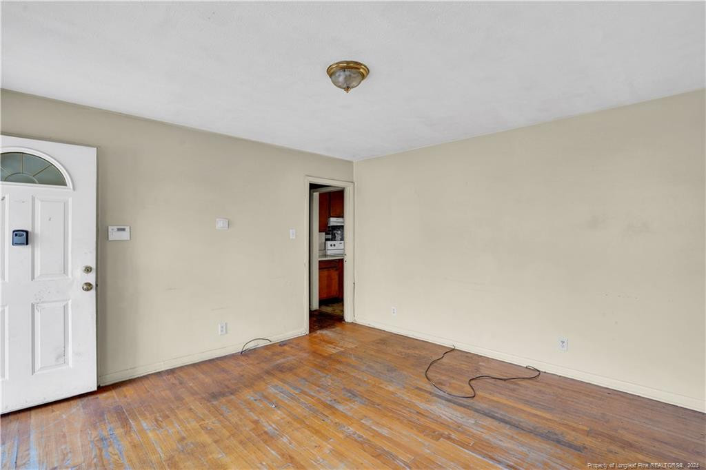 711 Walnut Street Property Photo 5
