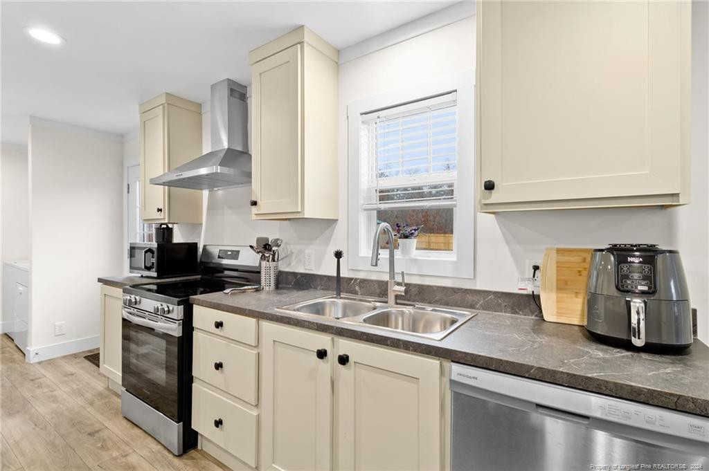190 Pine Oak Property Photo 11